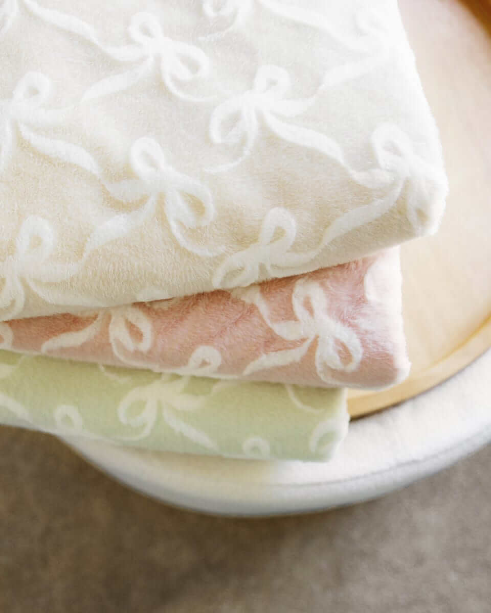 Bows Sand Blanket - Image 3