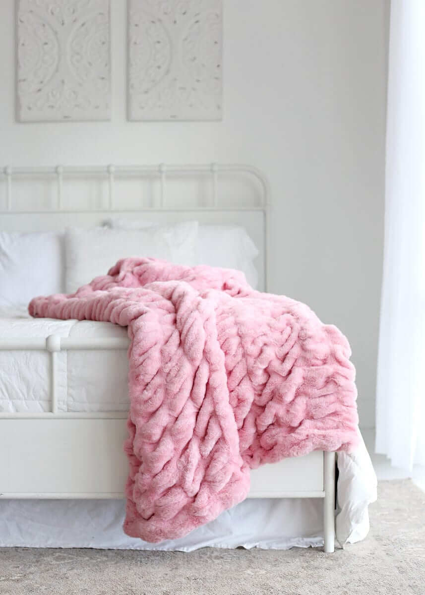 Hugs Cookie Pink Blanket - Image 2