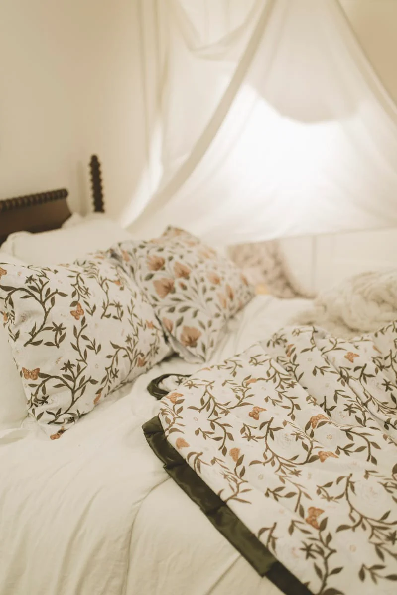 Peony Garden Blanket - Image 4
