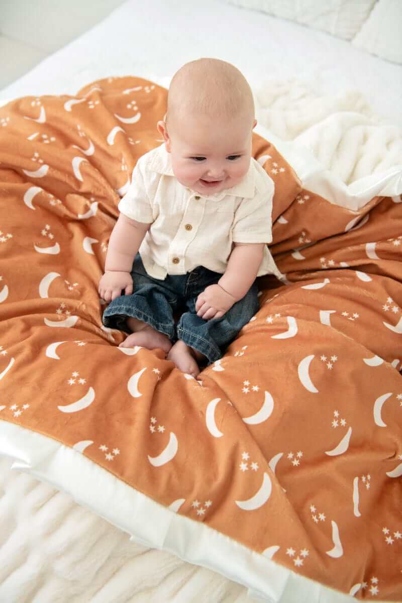 Shining Moon Copper Blanket - Image 3